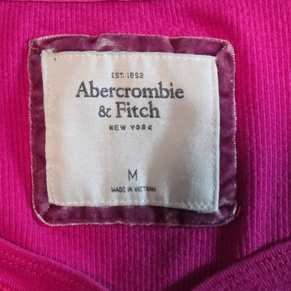 Abercrombie Henley Top Y2K Pink Fitted Ribbed Elena Gilbert Coquette Size Medium - Picture 5 of 13